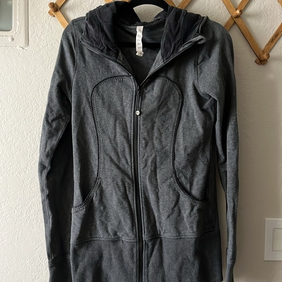 lululemon athletica grey Jacket - Picture 6 of 7